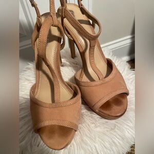 Gianna Bini suede heels sz 8